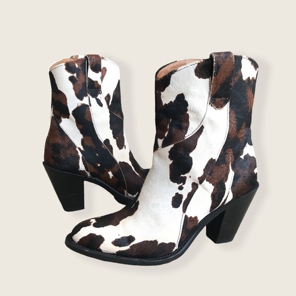 RARE Frye Mustang Seam Short Cow Animal Fur Leather Cowboy Pull On Ankle Booties - Picture 3 of 10